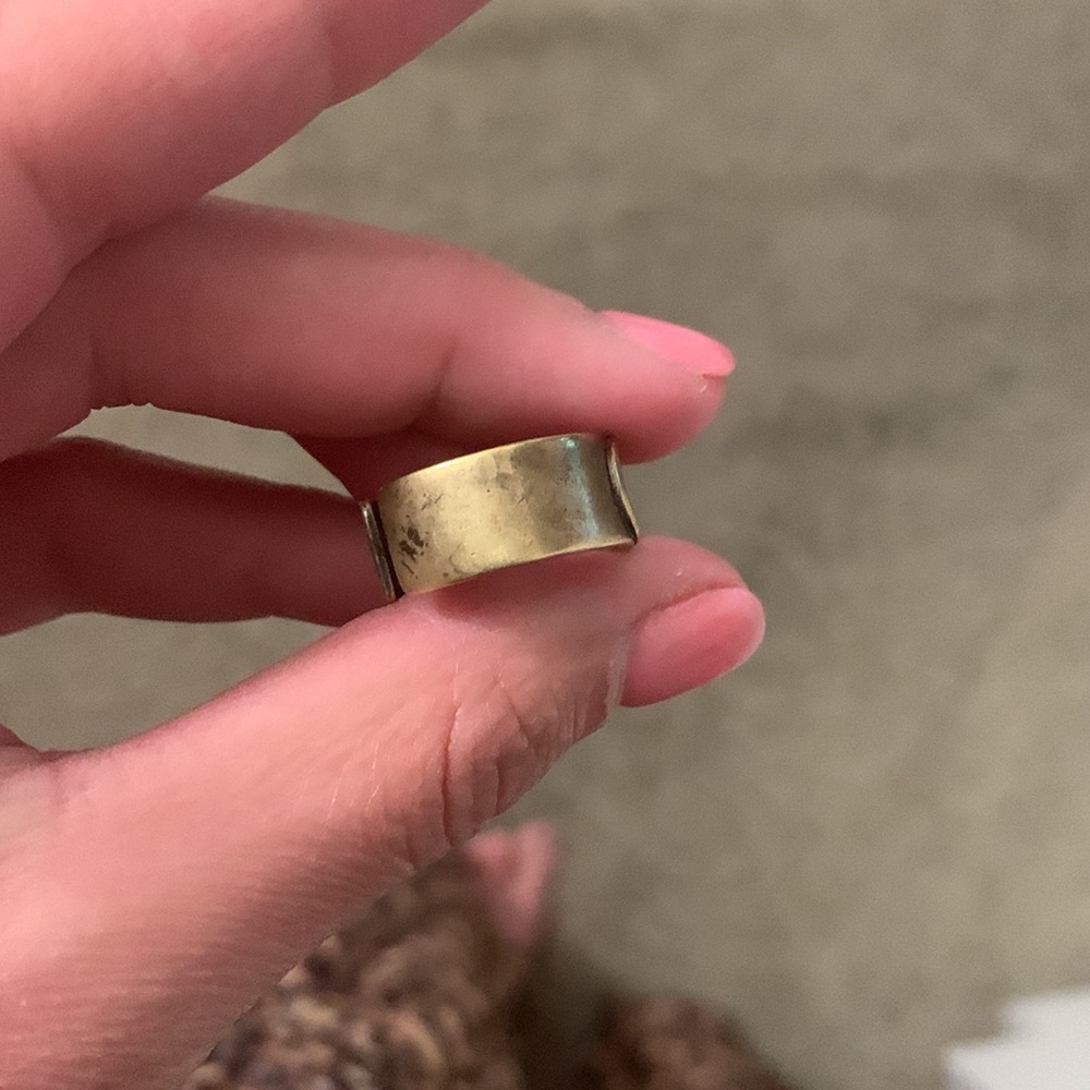 Used CD ring adjustable size gold - Picture 3 of 4